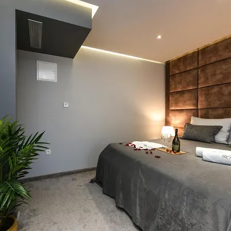 Guest house Luxury Lavie 4*