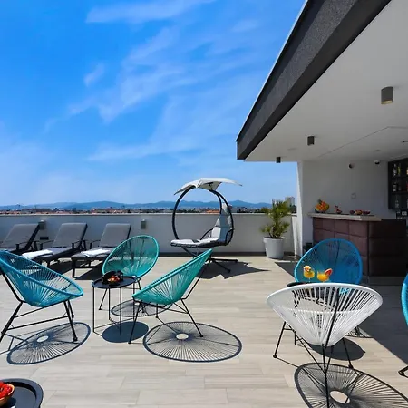 Luxury Lavie 4*