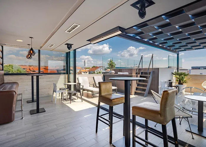 Luxury Lavie 4*