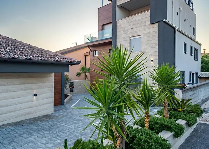 Luxury Lavie Gasthof 4*
