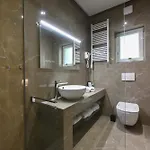 Luxury Lavie 4*