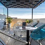 Gostinjska kuća Luxury Lavie 4*